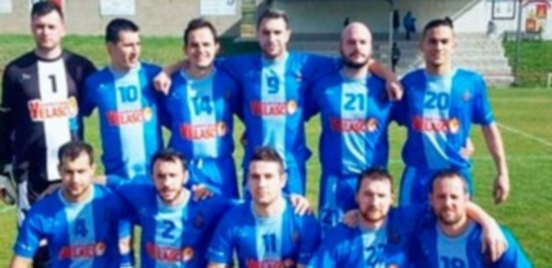 Equipo de la UD Villacastín que disputó el encuentro frente al Arcángel San Rafael. / SPINARSPORTS