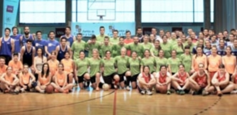 Varios de los equipos pertenecientes a la Universidad de Valladolid que están disputando el Trofeo Rector