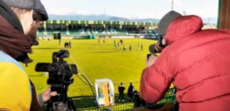 “Si vuelven a producirse coacciones similares, tomaremos medidas” 1 Las cámaras de la Comisión de Clubes de Tercera pudieron retransmitir el partido a través de la plataforma Marca TV. / KAMARERO