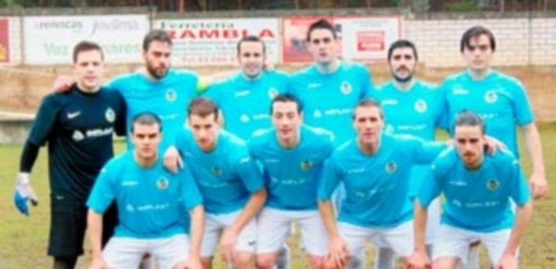 Once inicial de la UD El Espinar San Rafael que sacó Luis Bertó en el campo del Norma San Leonardo. / J.A. TORREÑO