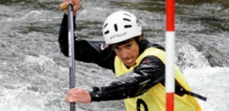 El palista del Río Eresma David Burgos