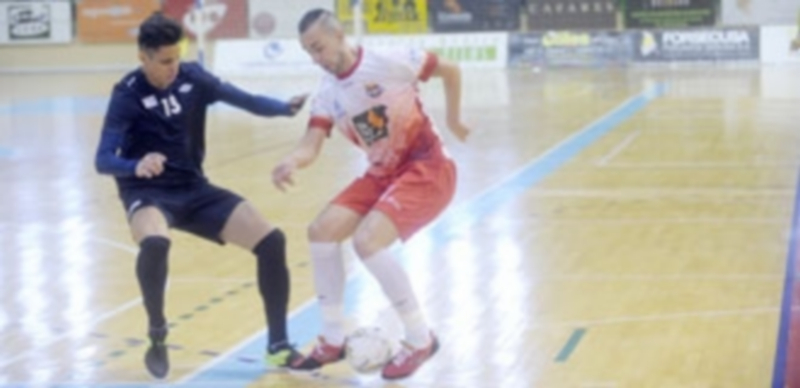 Alvarito durante uno de los encuentros de la pasada temporada. / KAMARERO