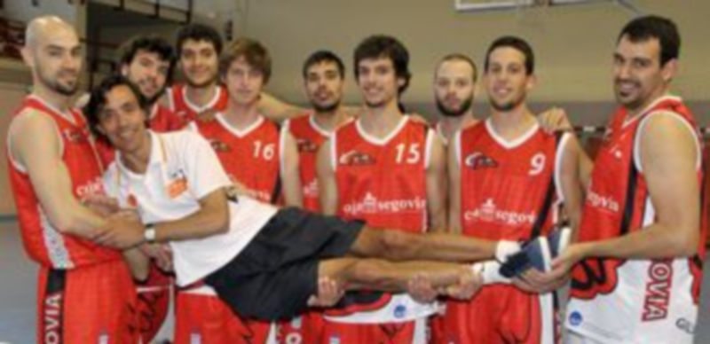 De izquierda a derecha Hernando