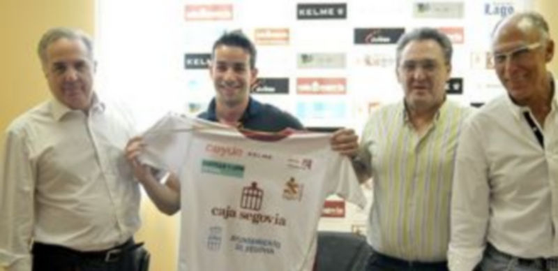 De izquierda a derecha