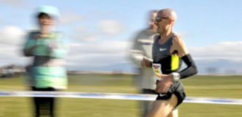 Un huracán desafió al helado viento de Cantimpalos 5 El atleta madrileño Chema Martínez