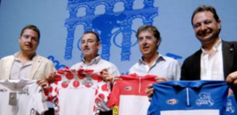 De izquierda a derecha Javier Arranz