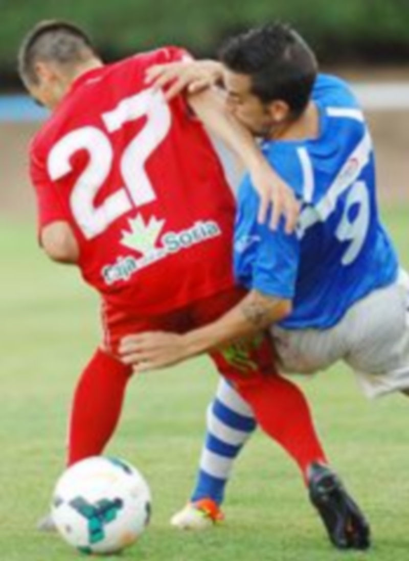 El jugador segoviano del Numancia