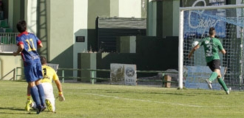 Sin urgencias, pero... 1 Imagen del encuentro ante el Villamuriel