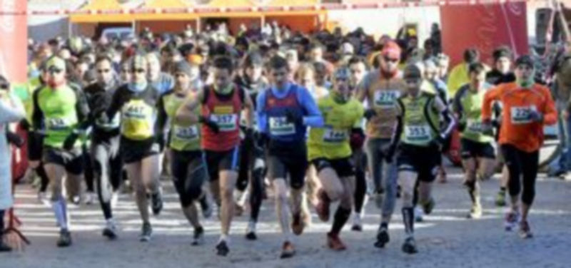 Instante de la salida de los atletas desde la Plaza de Los Dolores./ A. Benavente
