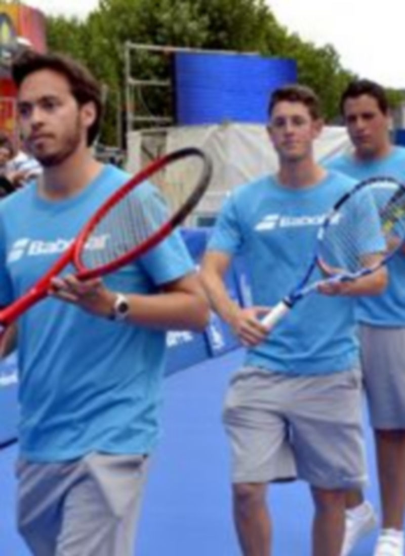 Las raquetas con las que se ha jugado el torneo espinariego. / Pedro L. Merino