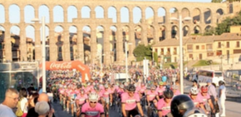 Momento de salida de la edición anterior de la Marcha Internacional Pedro Delgado. /  MARCELO GALINDO