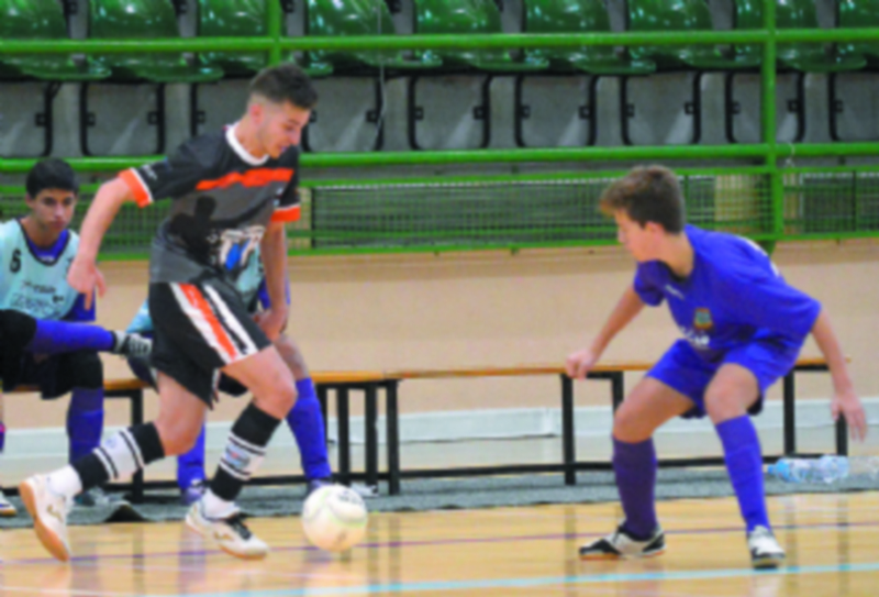 Momento del encuentro entre el Segosala y La Bañeza