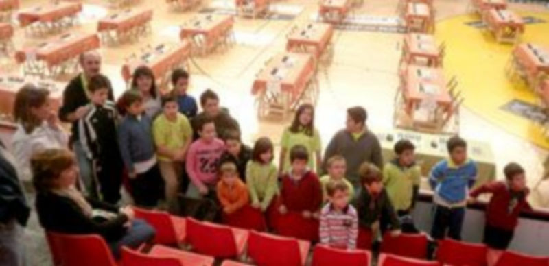 Imagen de la expedición segoviana que acudió a Valladolid al Torneo de la Vendimia. / El Adelantado