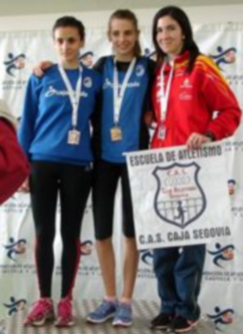 Carla Santaelena (a la derecha)