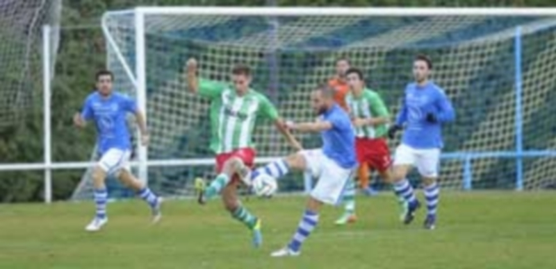 La Granja disputa esta tarde el amistoso contra la Cebrereña 1 Un momento del partido disputado entre el CD La Granja y el Cebrereña en la edición del 2013. / El Adelantado