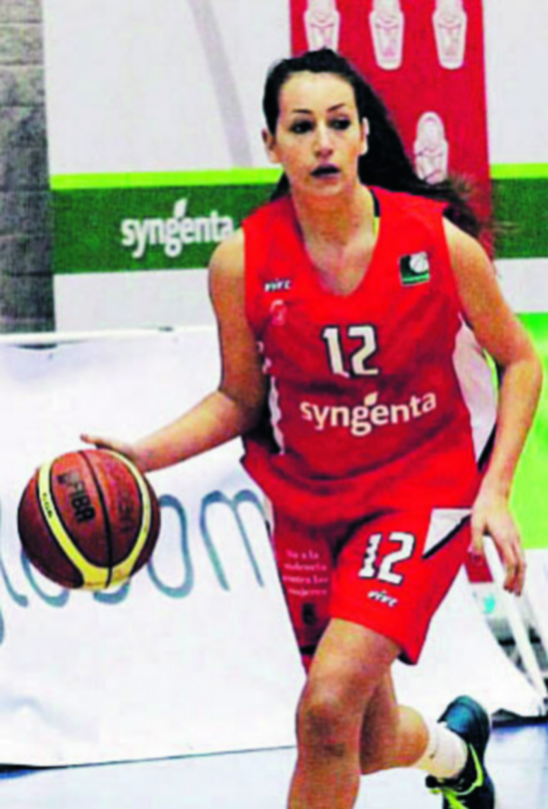 Fernández Cueto barajó varias ofertas