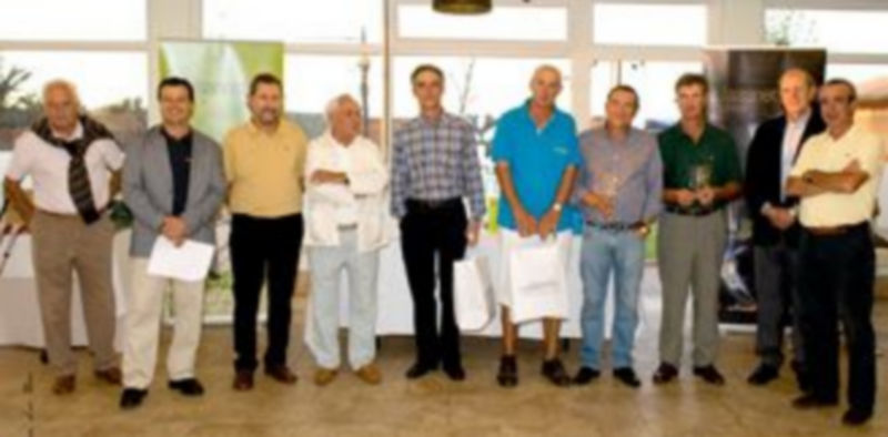 Varios de los premiados