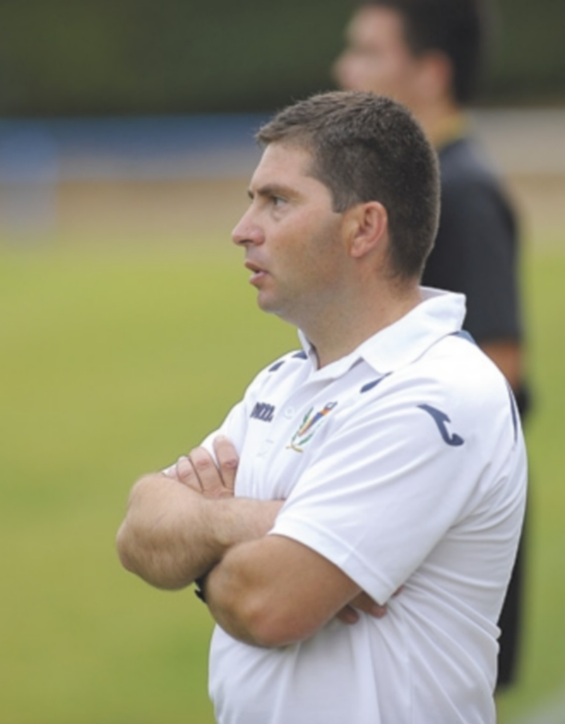 El entrenador del Club Deportivo La Granja