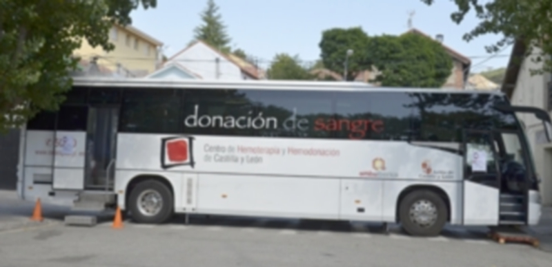 La unidad móvil del Centro de Hemoterapia y Hemodonación. / OPEN CYL