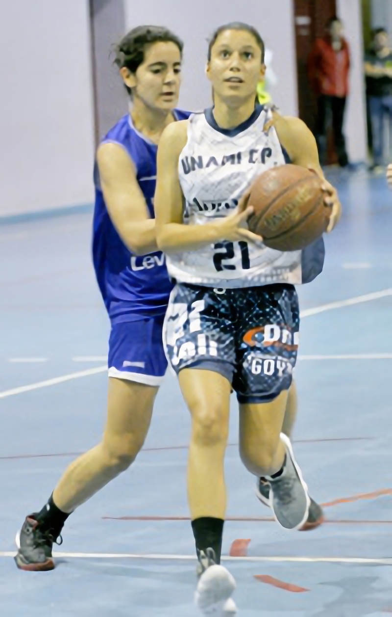 La base del Alhambra Unami Lidia Bacallado