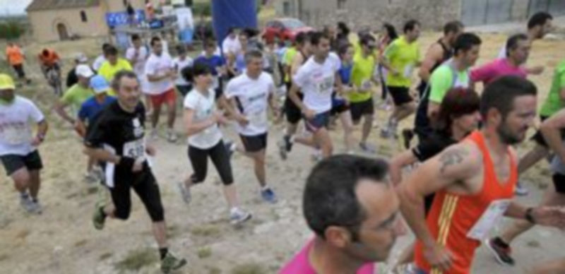 Imagen de la salida de la carrera pedestre de Perogordo