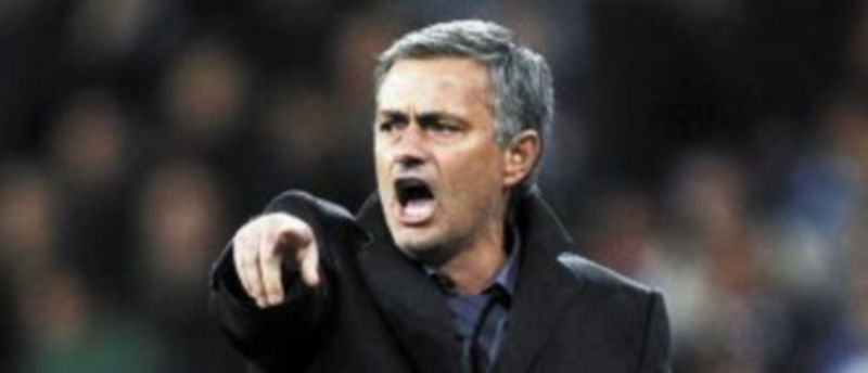 El técnico del Real Madrid se volverá a sentar en el banquillo en el clásico frente al Barcelona. / Juan Medina (Reuters)