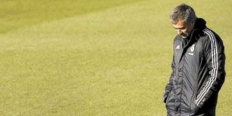 Mourinho no podrá contar con los sancionados Sergio Ramos y Carvalho