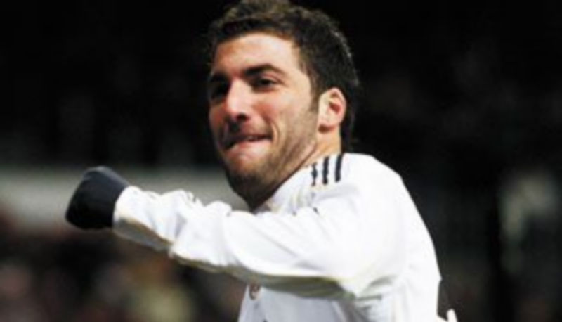 Higuaín continuó con su buena racha goleadora con dos nuevas dianas. / Reuters