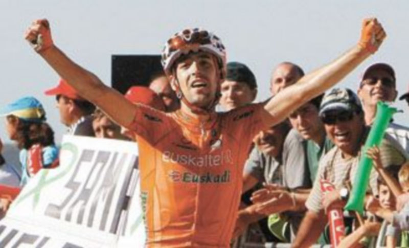 Mikel Nieve culminó el excelente trabajo de su equipo. / Zipi (Efe)