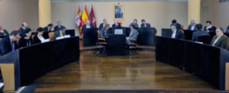 Un momento del pleno en la Diputación Provincial.