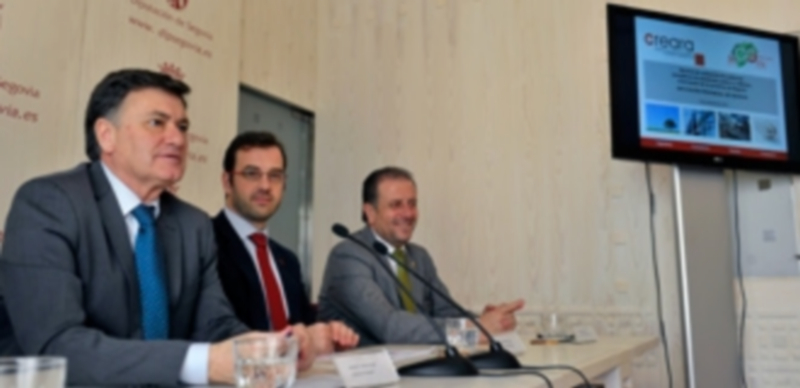 En marcha el Plan Provincial de Eficiencia Energética 1 Un momento de la presentación del proyecto en la Diputación.