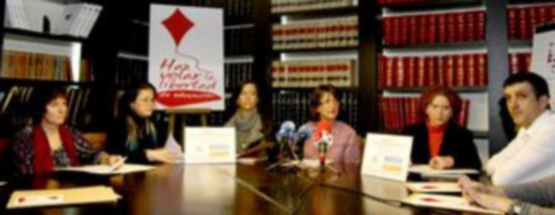 Representantes de las asociaciones firmantes del manifiesto