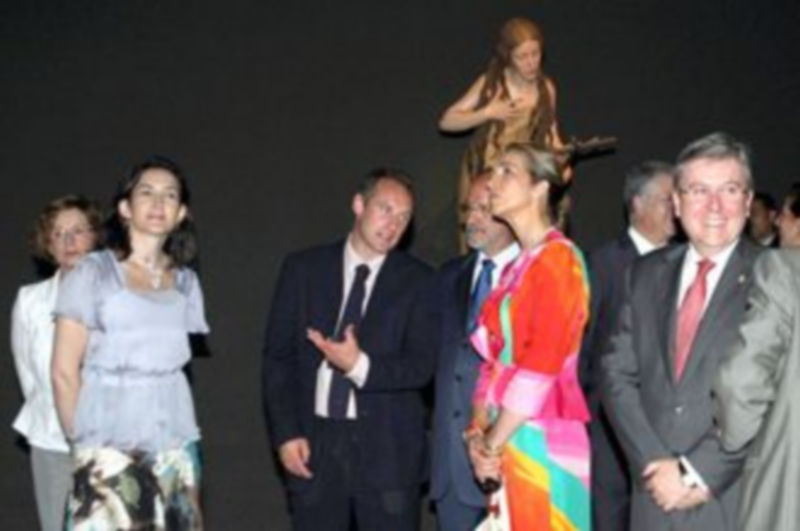 La Infanta Doña Elena inaugura la exposición Lo Sagrado hecho Real./ ICAL