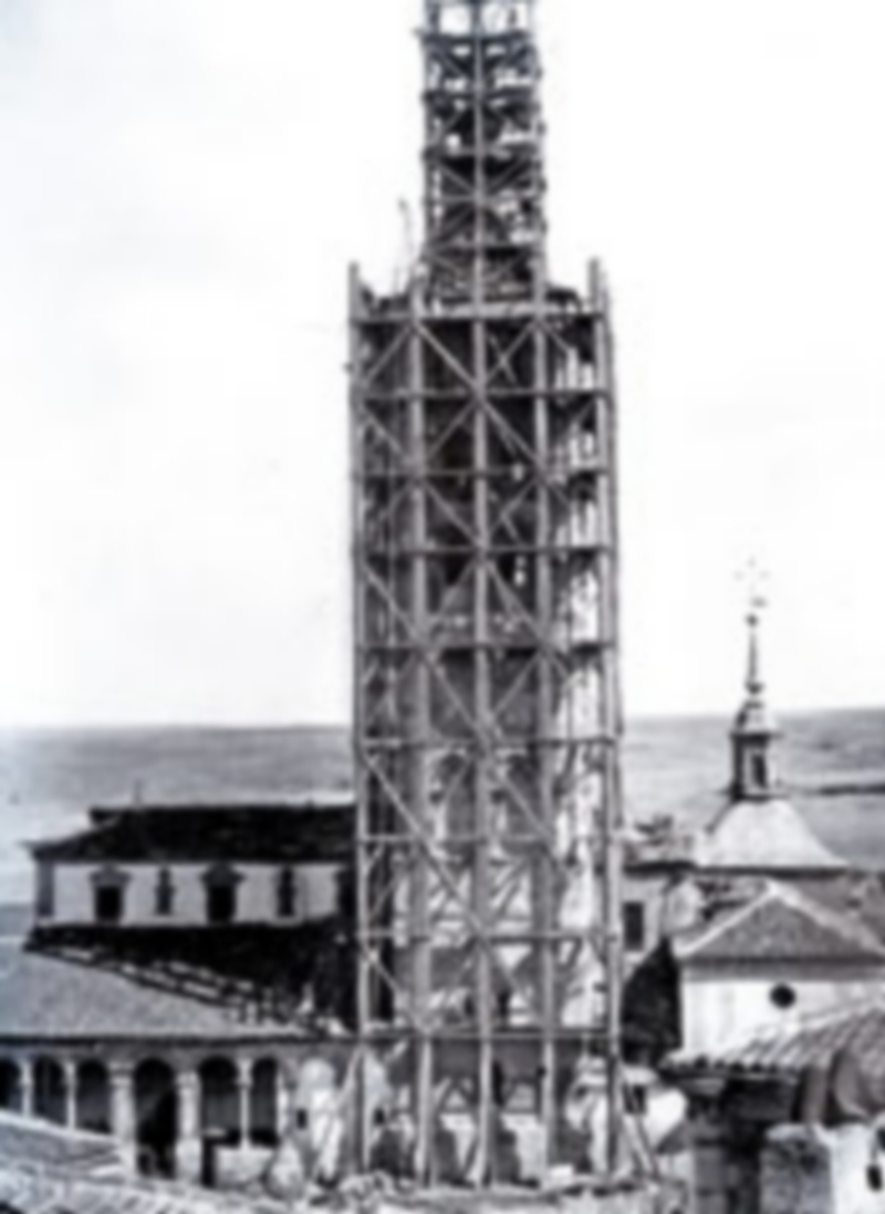 La torre de San Esteban a principios del siglo XX . / Foto col. Davía