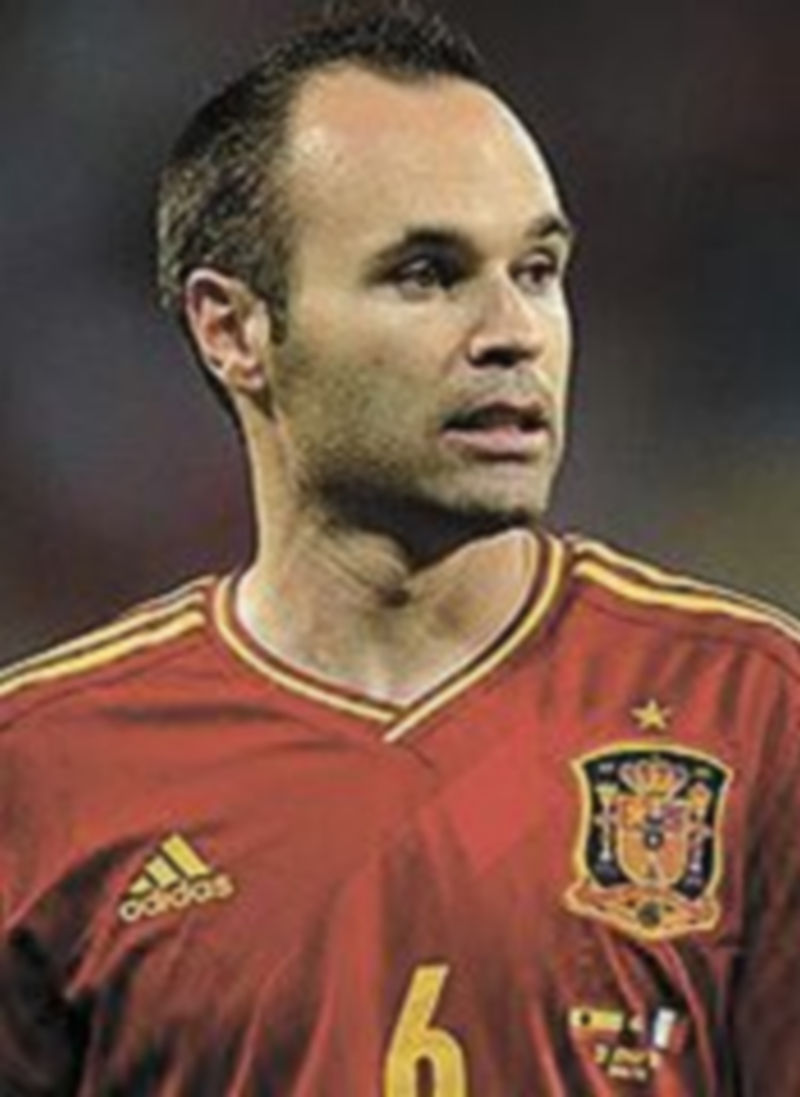 Andrés Iniesta ha jugado muy bien y solo le ha faltado el gol. / Reuters