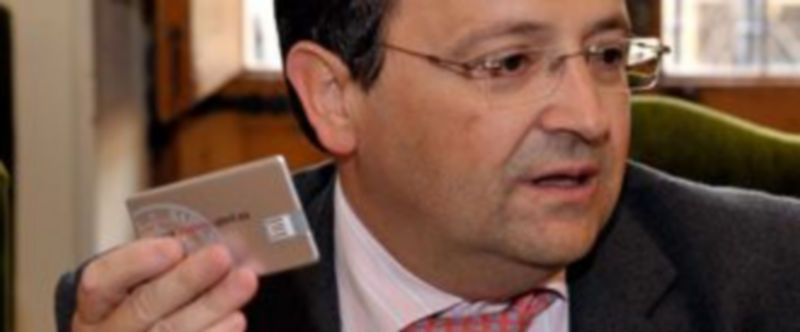 El rectore Evaristo Abril