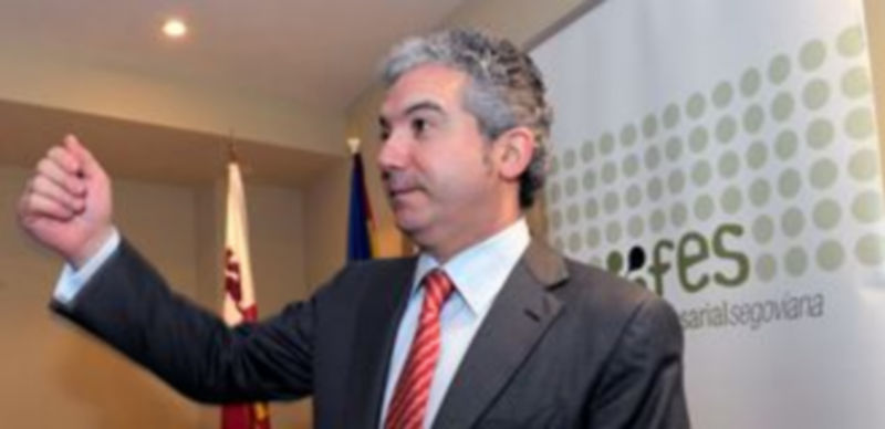 El presidente de la FES