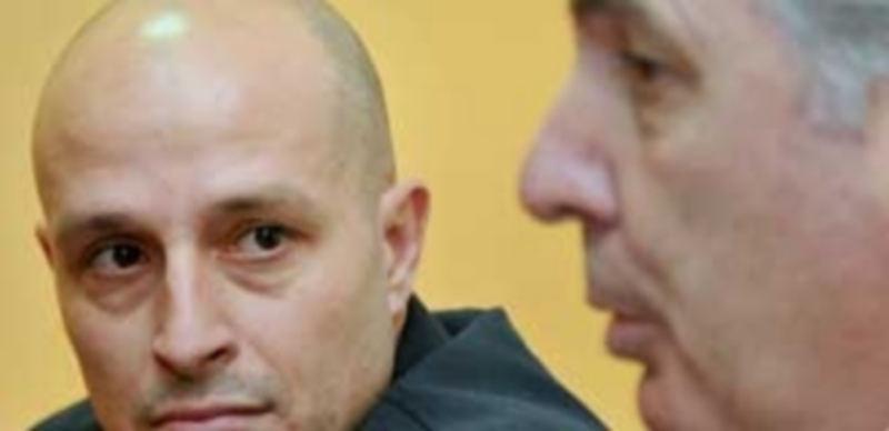 David Zamorano mira al presidente del Segovia Futsal