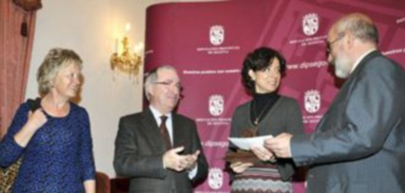 Monento de la entrega del premio. / JUAN MARTÍN