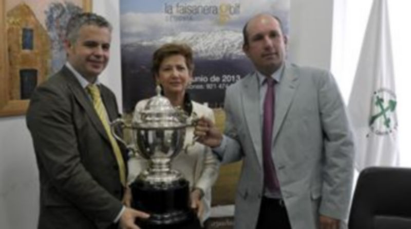 De izquierda a derecha Javier de la Orden