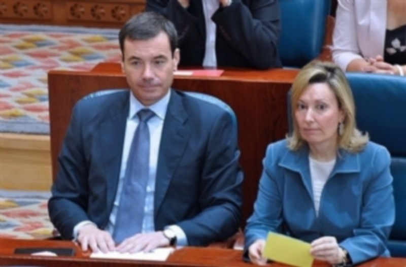 Tomás Gómez y Amparo Valcarce (en una imagen de archivo) renuncian a ser candidatos del PSM para las elecciones autonómicas./ EUROPA PRESS