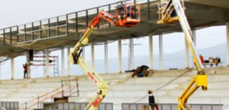 Aspecto de la nueva grada del campo de La Albuera en la tarde de ayer