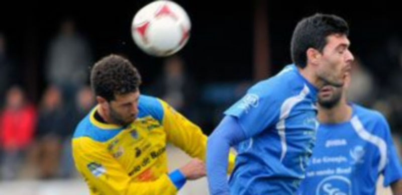 Momento del encuentro de esta tarde entre La Granja y la Arandina. / KAMARERO