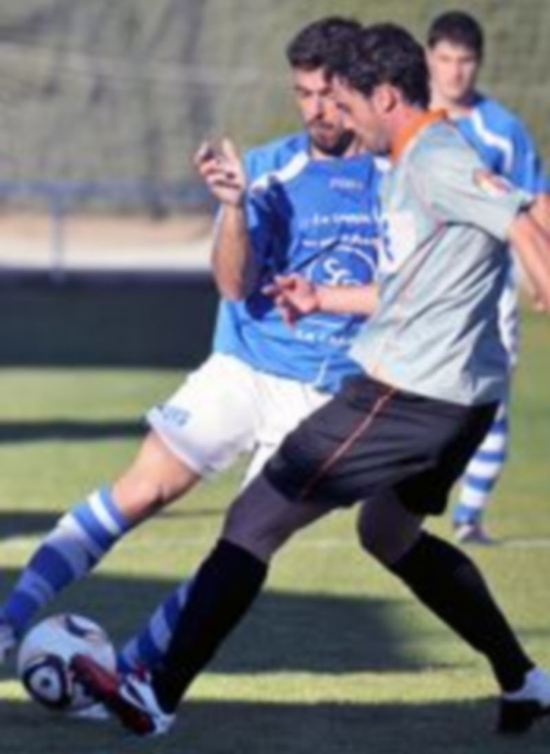 Jugada del partido de la primera vuelta entre La Granja y el Villaralbo. / Juan Martín.