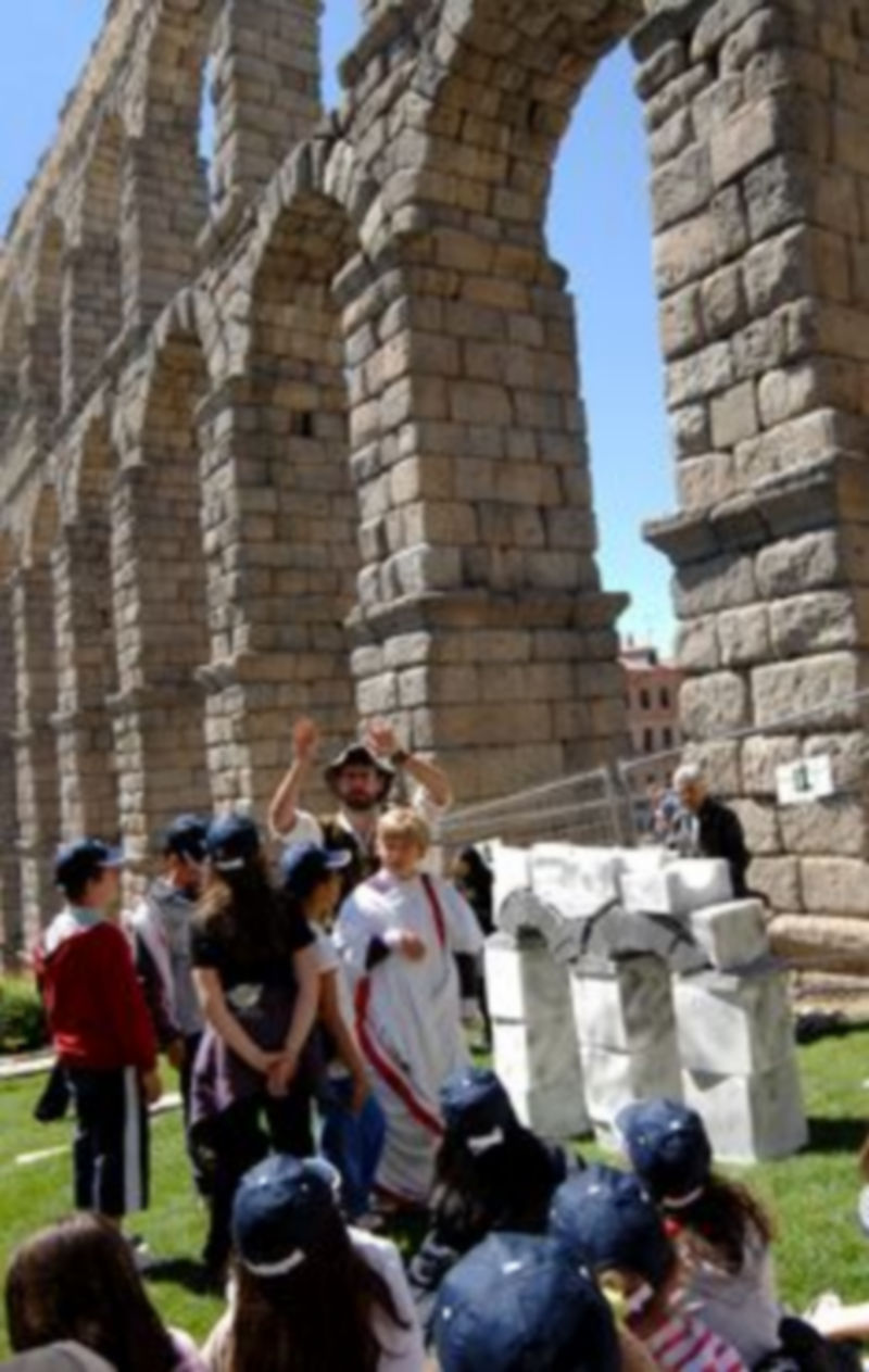 ./ ALBERTO BENAVENTE