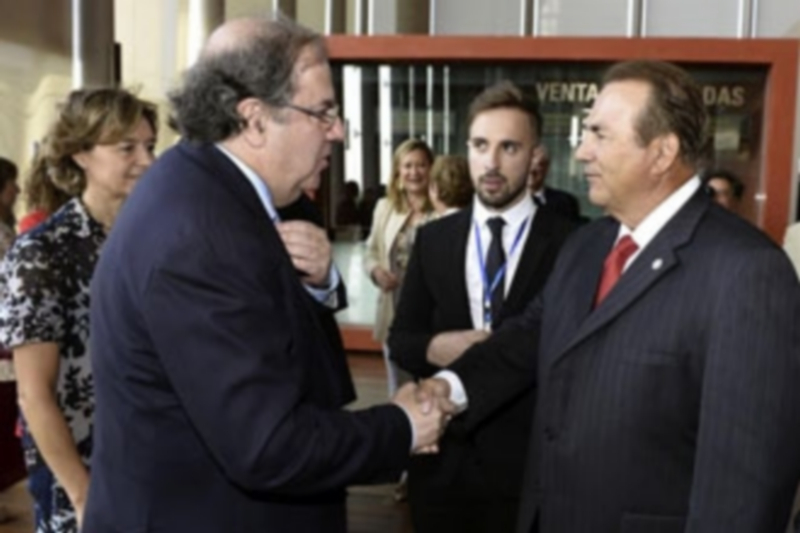 Juan Vicente Herrera aseguró que uno de los destinos donde más han crecido las exportaciones ha sido EEUU. / EFE