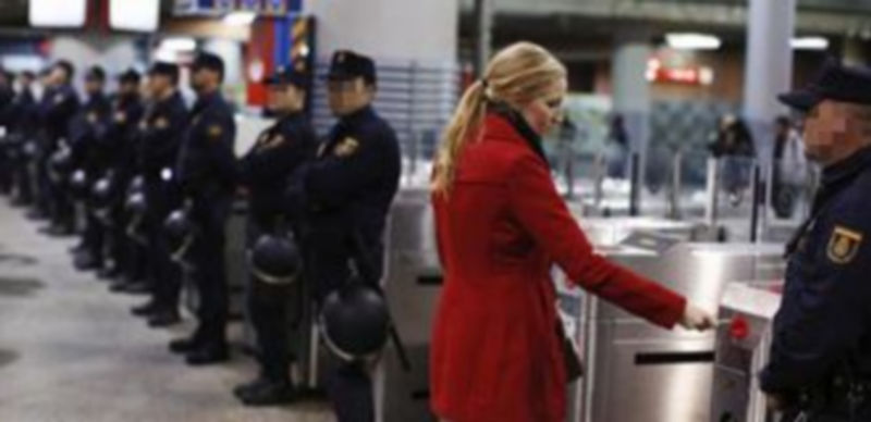 Las medidas de seguridad se han incrementando en el transporte público. En la imagen
