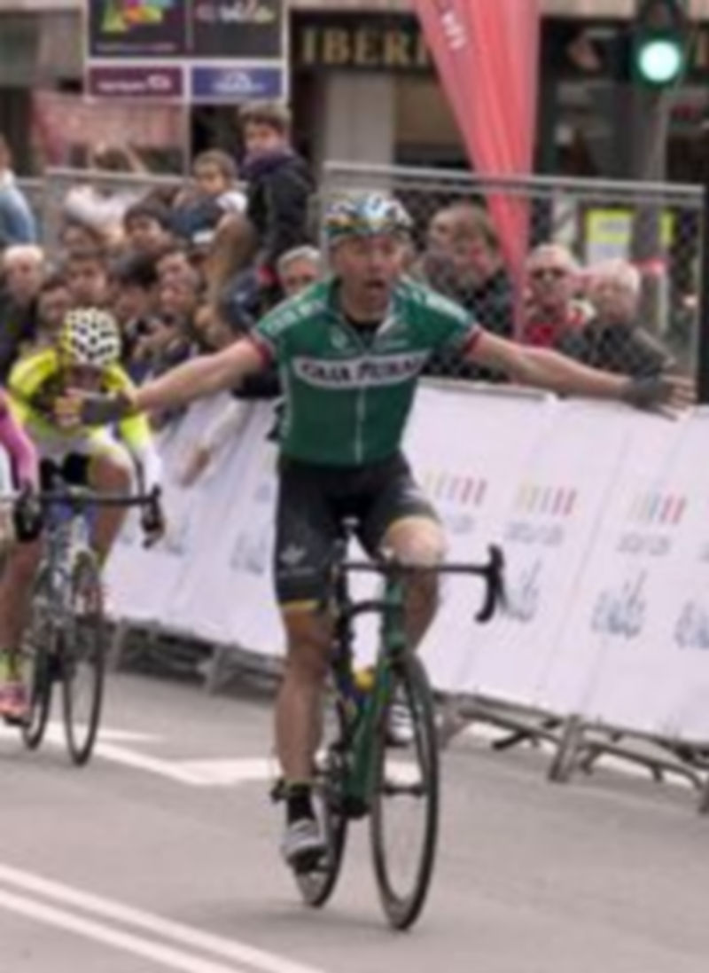 Imágenes del ganador de la primera etapa de la Vuelta a Castilla y León