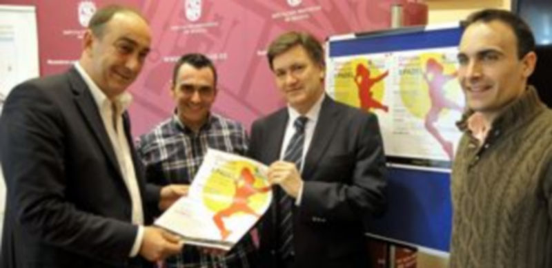 Momento de la presentación en la Diputación. / A. BENAVENTE