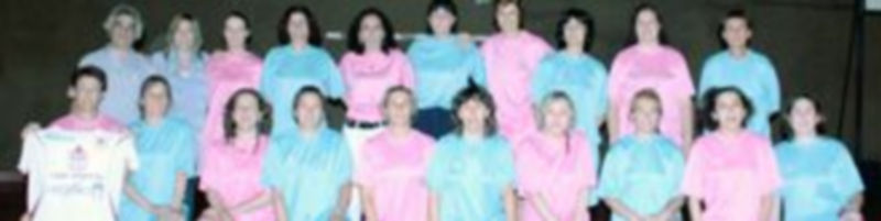 Un buen número de jugadoras del Club Baloncesto Jesuitinas